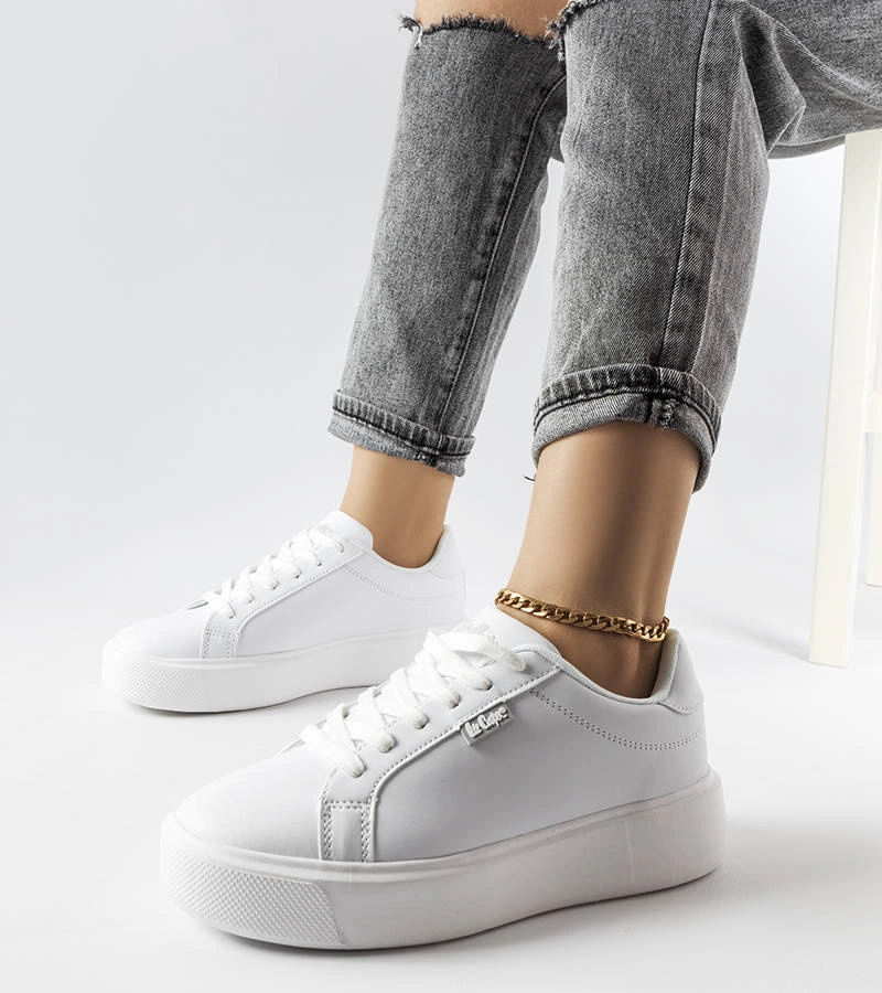 Biele tenisky Lee Cooper LCW-23-32-1707L