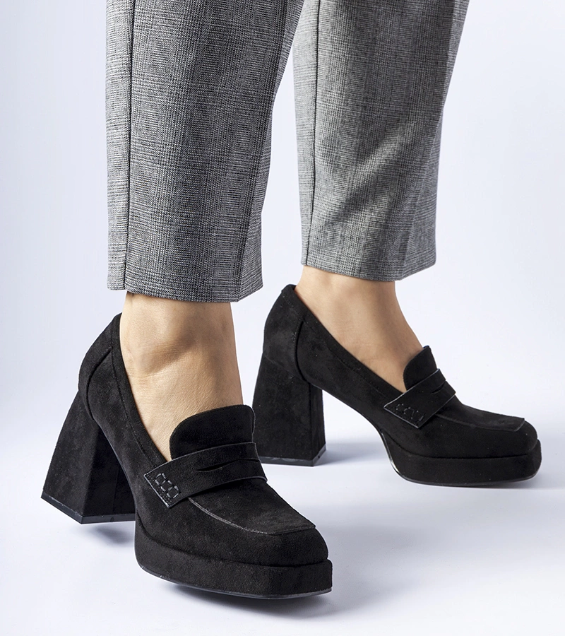 Čierne lodičky na vysokom podpätku Solaine