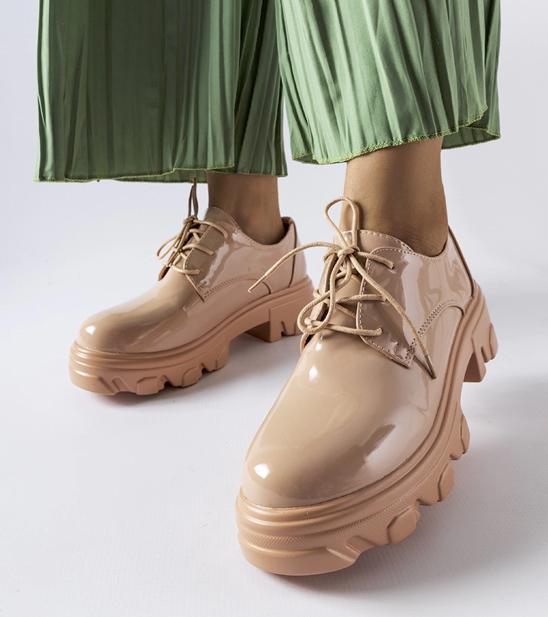 Béžové lakované poltopánky Kelly