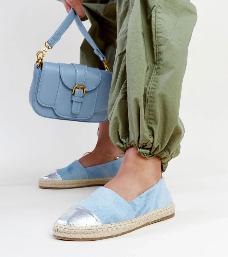 Modro-strieborné blyštivé espadrilky Surana