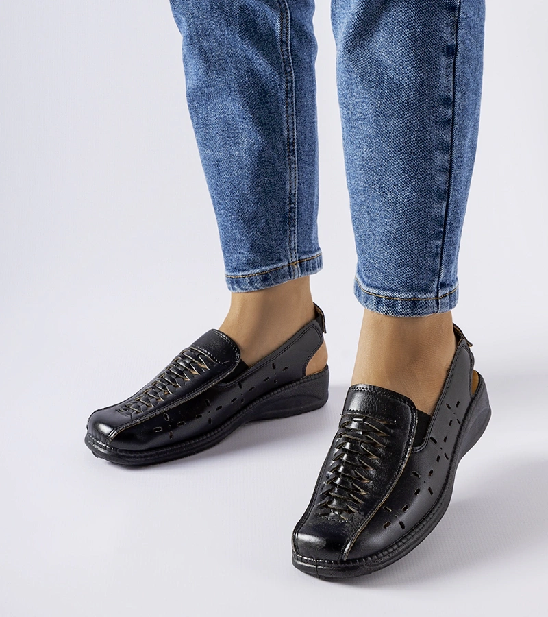 Čierne ažurové sandále Glafi