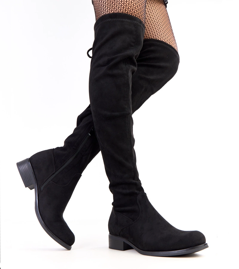 Čierne dlhé čižmy na plochej podrážke Heloren