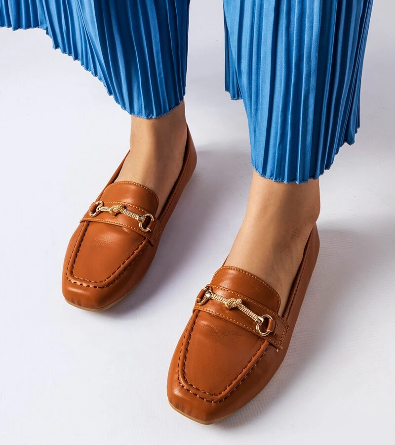 Hnedé ozdobné mokasíny značky Docherty