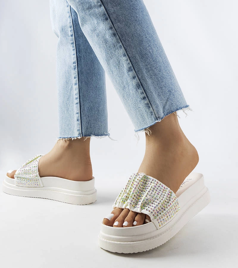 Biele žabky na platforme so zirkónmi Franet