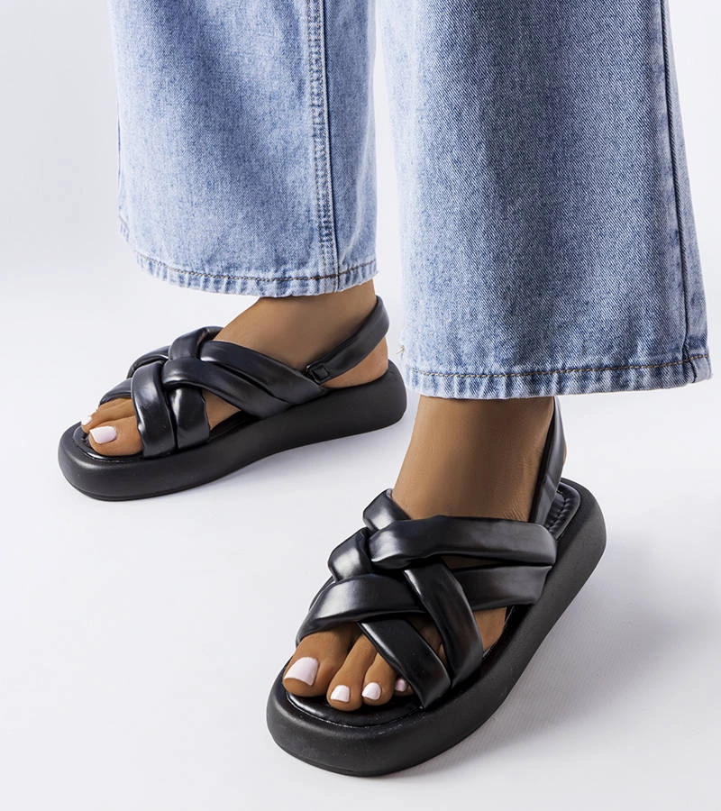 Čierne žabky na platforme Primeau