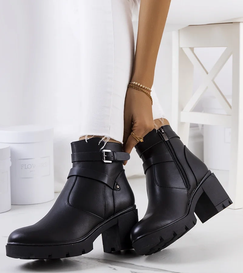 Čierna botki na podrážke traktora Centret