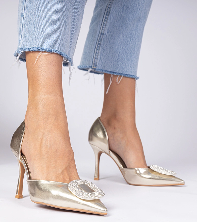 Zlaté lodičky zdobené zirkónmi Coluga