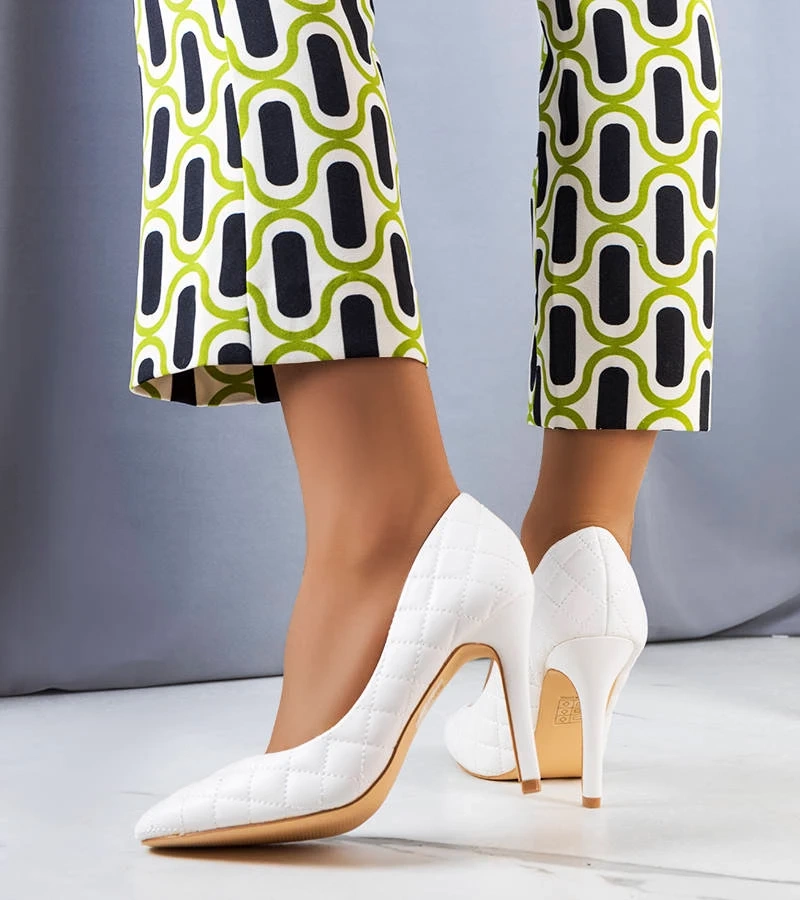 Biele prešívané ihlice Nadelia