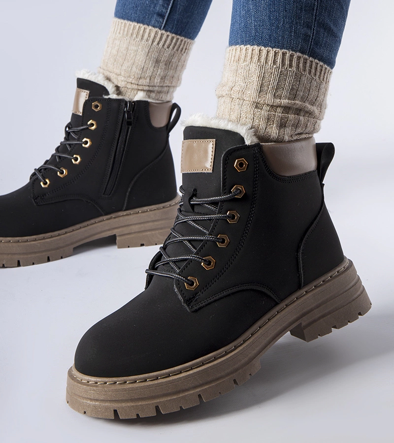 Čierne zateplené topánky Mcwhorter