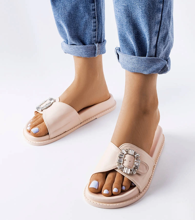 Béžové žabky zdobené zirkónmi Griegsvei