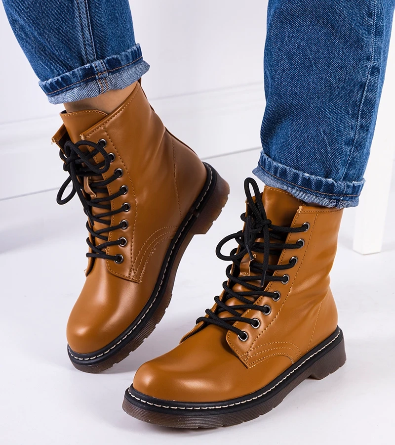 Hnedý botki Narfolk typ žaluďa