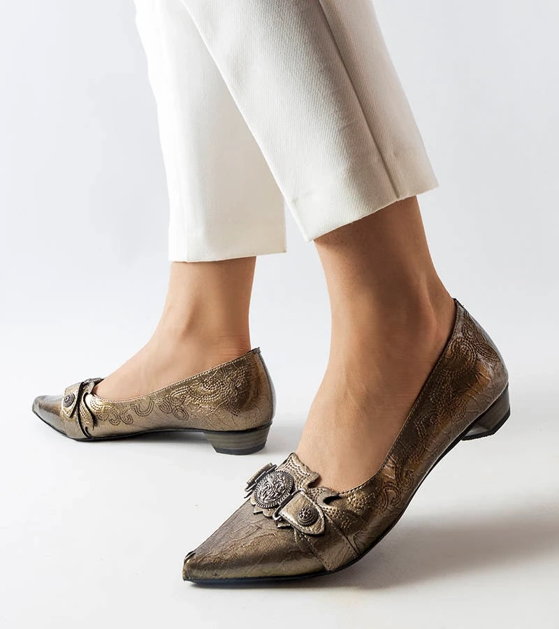 Strieborné lodičky Siciliano na nízkom podpätku