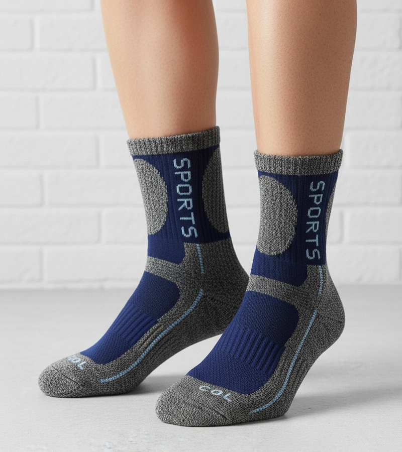 Sivé teplé ponožky s tmavomodrým akcentom Siera