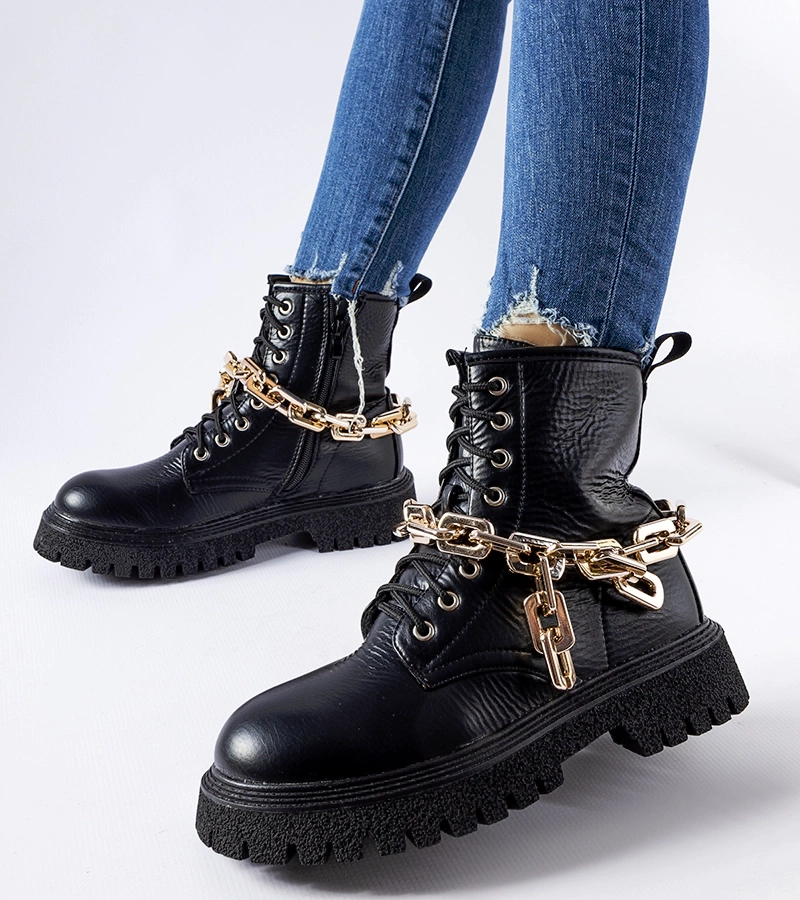 Čierne tenisky s reťazom Bowling