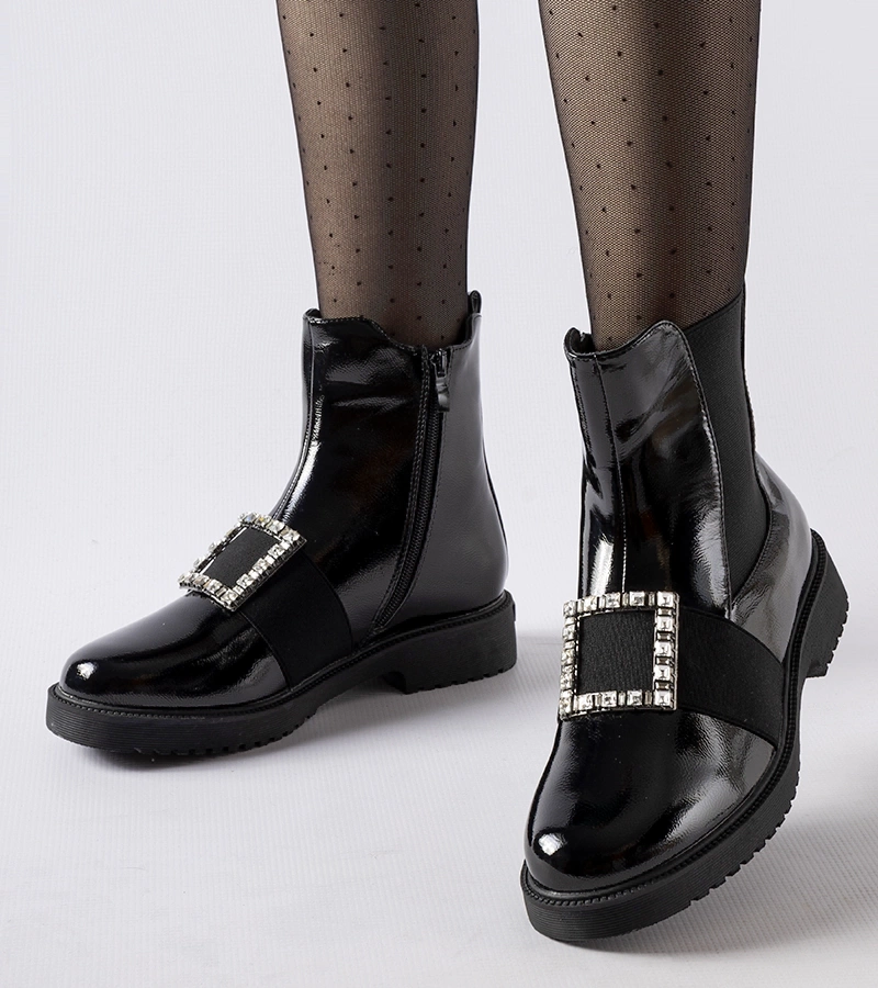 Čierne lakované čižmy s kubickým zirkónom Lisandro