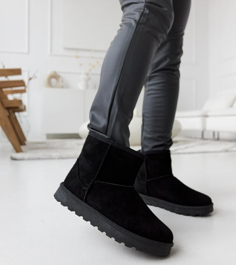 Čierne zateplené krátke snehule Menaggio