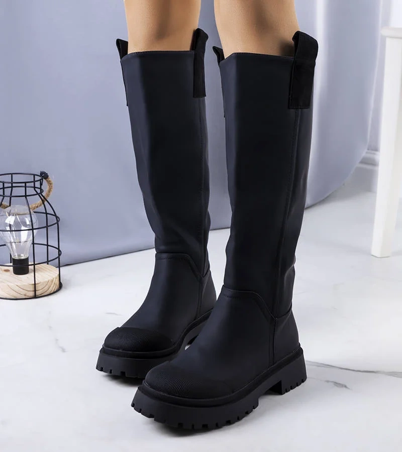 Čierne zateplené topánky Cortanz