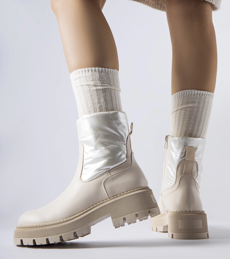 Beige členkové čižmy s ozdobným vrchom Garrett.