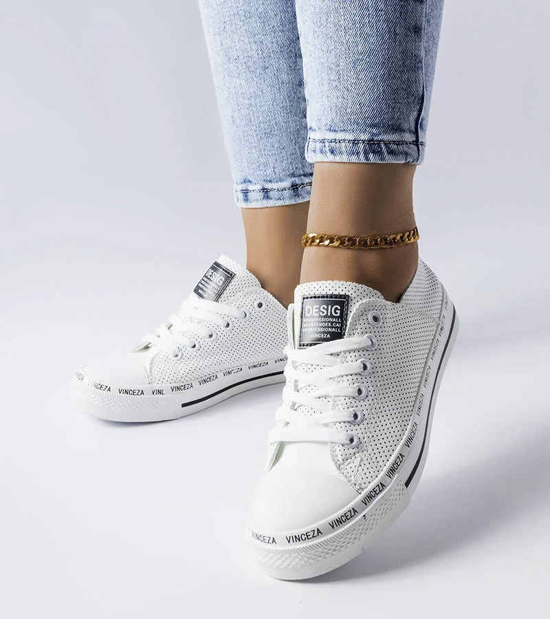 Biele ažurové tenisky značky Vinceza