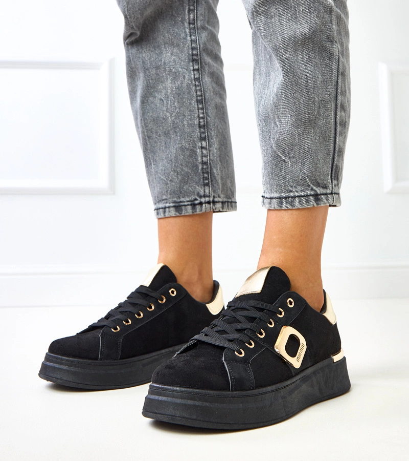 Čierne tenisky na platforme so zlatými doplnkami Laumen