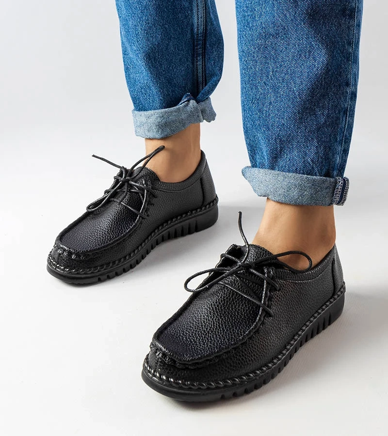 Čierne šnurovacie mokasíny Tuva