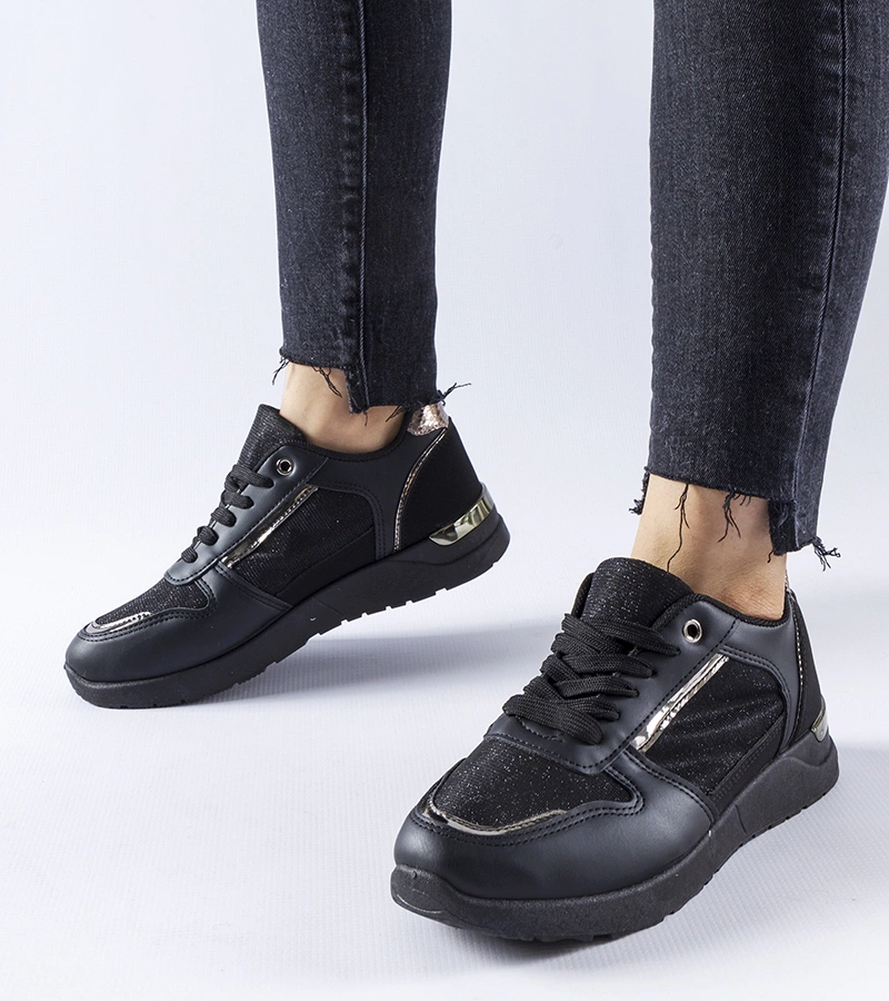 Čierne tenisky s dekoratívnou niťou Facondo