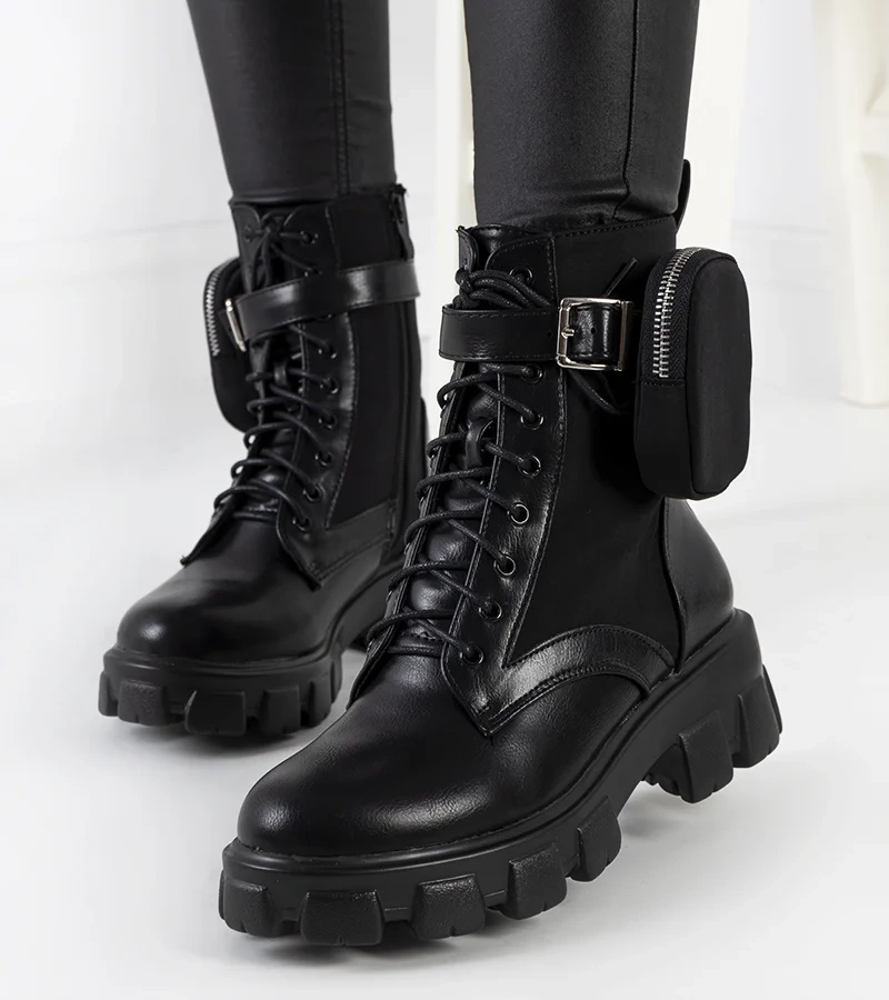 Čierna botki s vrecúškom Adamson