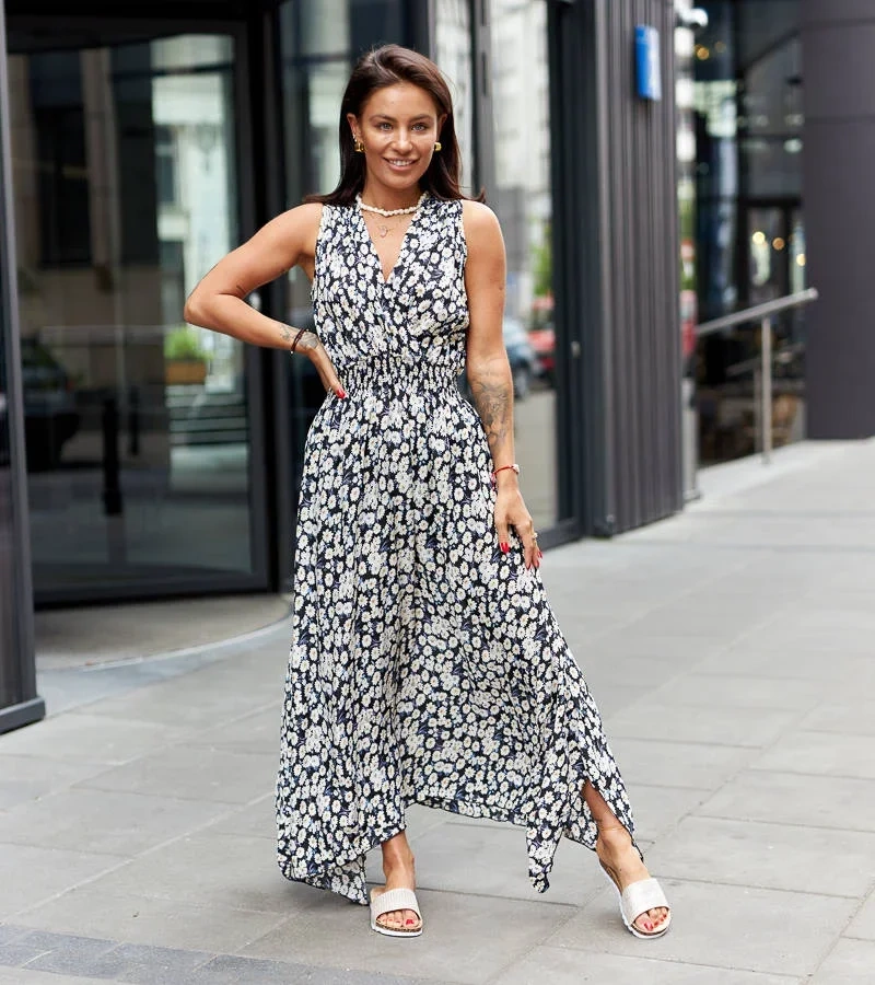 Čierne kvetinové šaty Alpicella