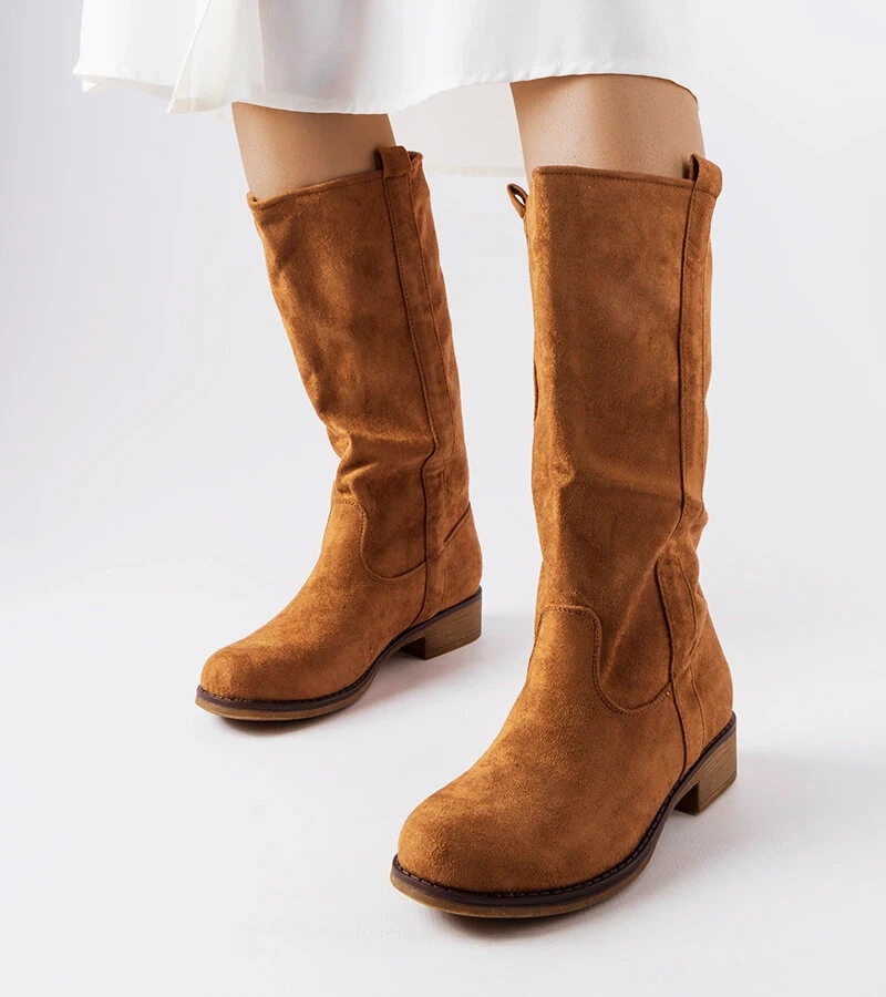 Hnedé čižmy Aosta na plochom podpätku