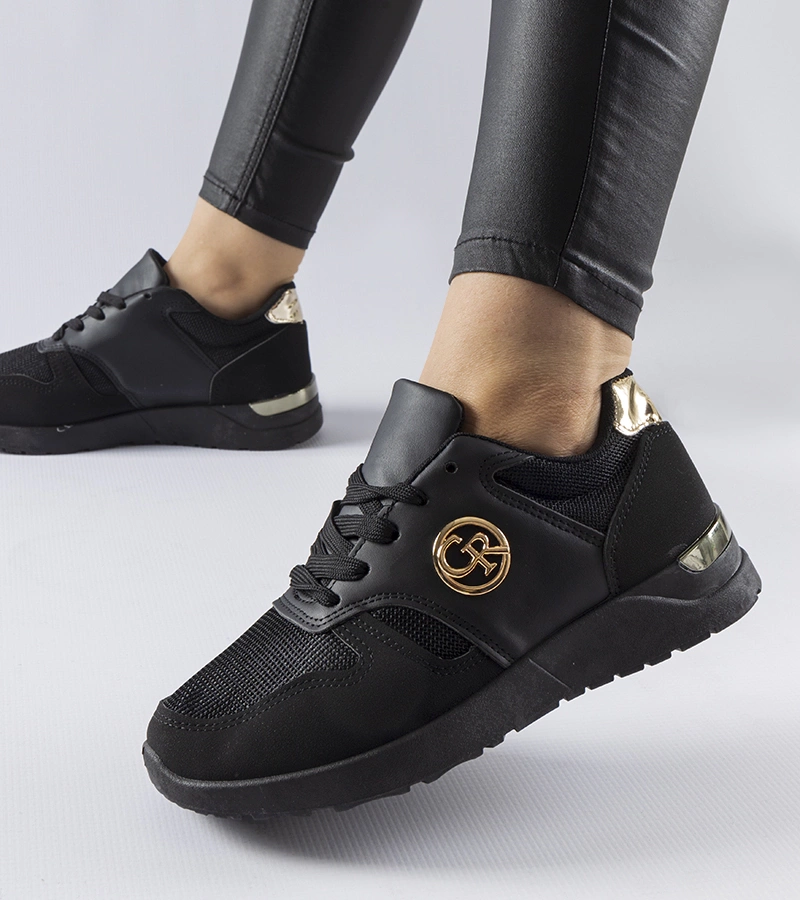 Čierne športové tenisky Almenno