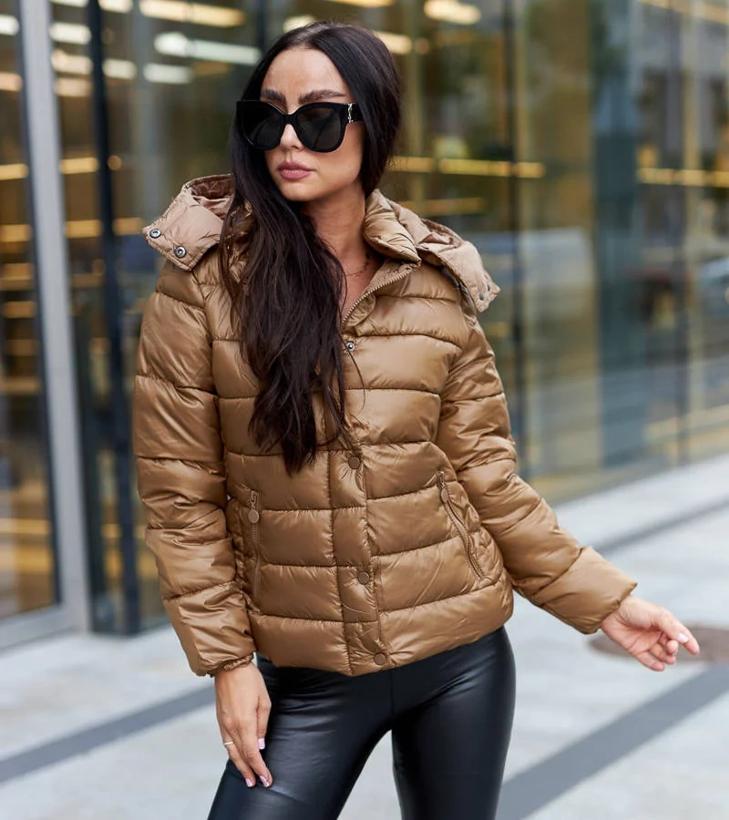 Hnedá lesklá bunda Berta