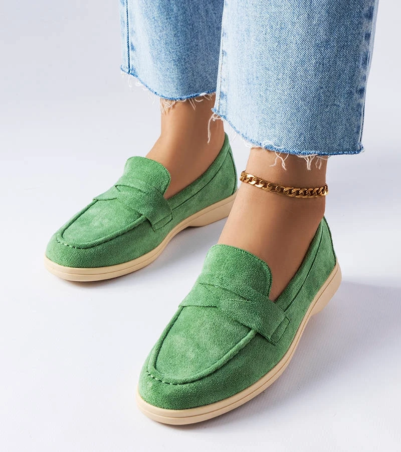 Zelené mokasíny z eko-semišu od spoločnosti Ferragus