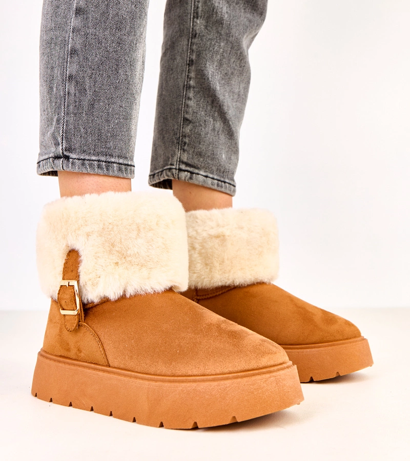 Hnedé snehule na platforme zdobené prackou Salini