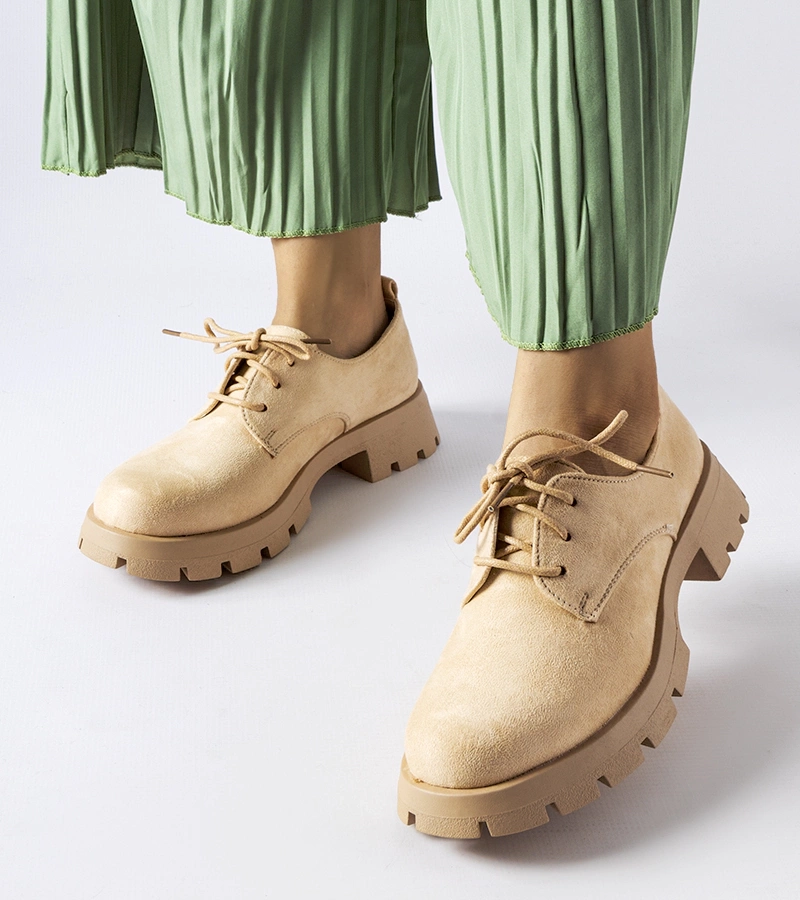 Béžové poltopánky na pevnej podrážke Coleman