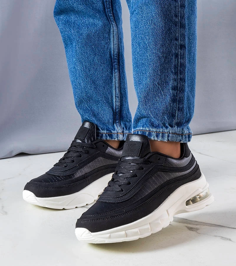 Čierne tenisky Courtne