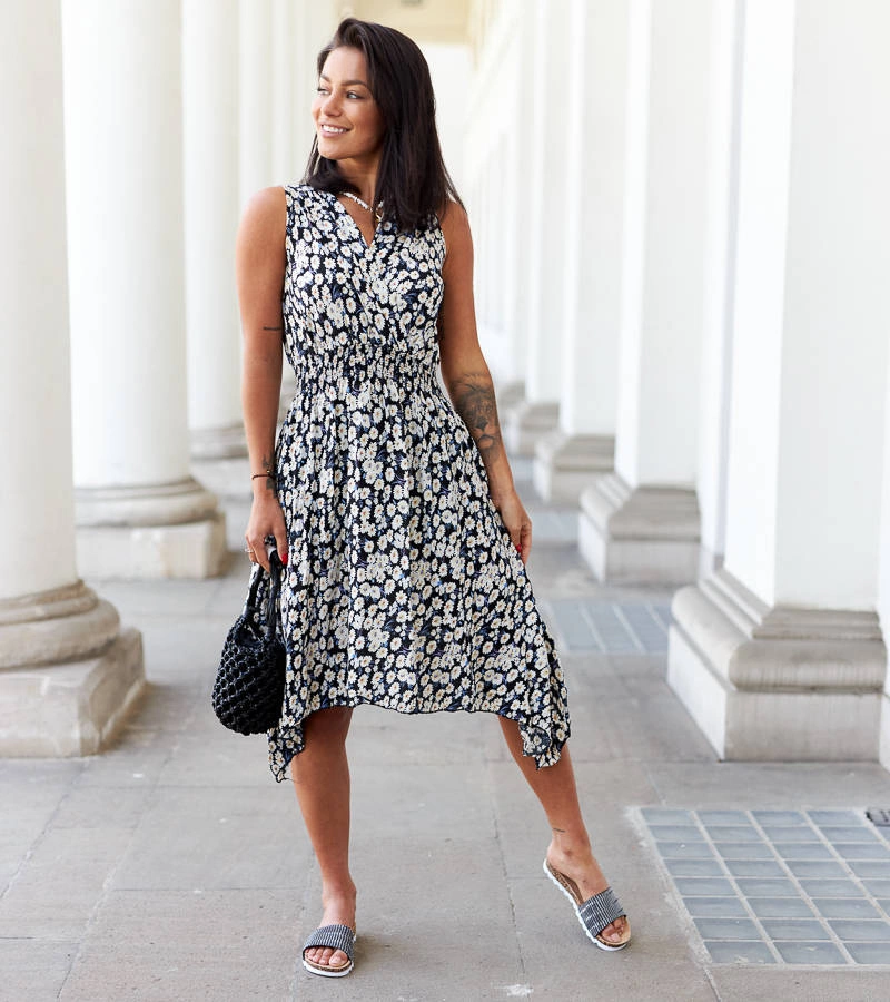 Čierne kvetinové šaty značky Grado