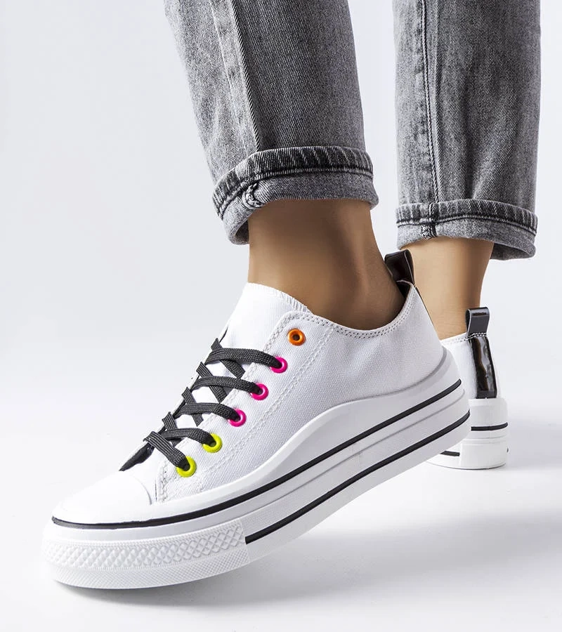 Biele tenisky na platforme Bois