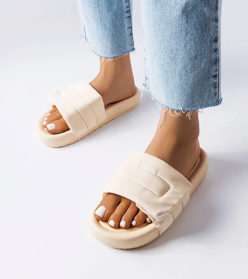 Béžové žabky so zapínaním na suchý zips Aleron