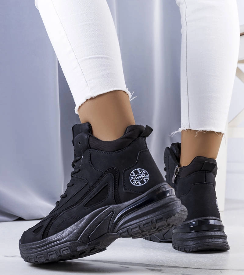 Čierne zateplené traperské topánky LCJ-22-44-1353L Lee Cooper