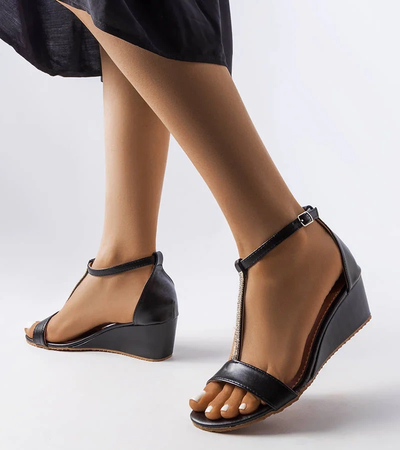 Flusing black zirconia sandále na podpätku