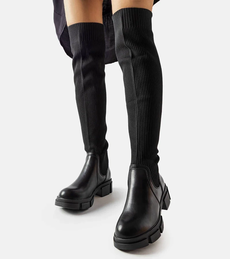 Čierne čižmy s elastickým zvrškom od Ates