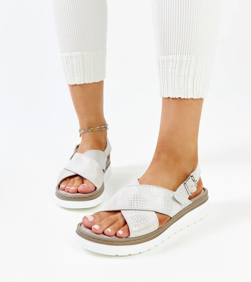 Strieborné kožené sandále na platforme Ithar