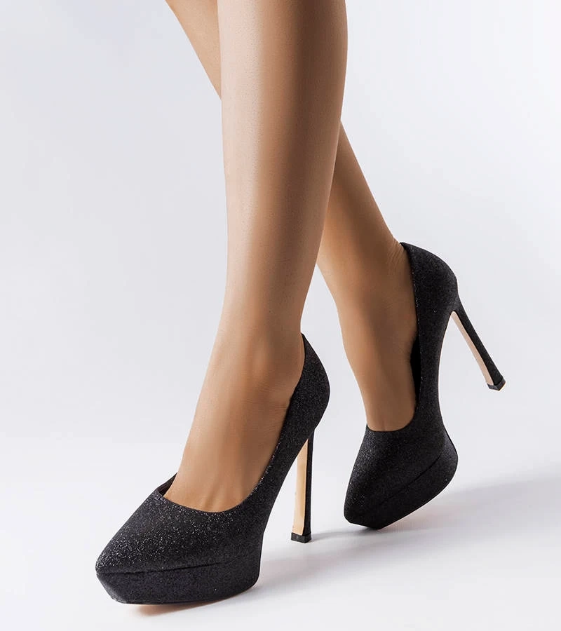 Čierne trblietavé ihlice Proulx