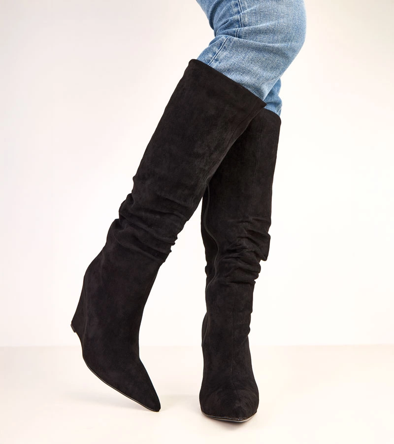 Čierne čižmy na úzkom klinovom opätku Asena