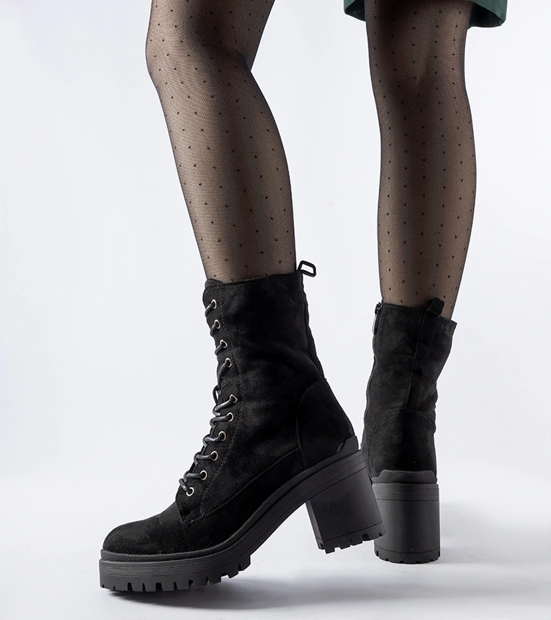 Čierne zateplené členkové čižmy na nízkom podpätku Cotti