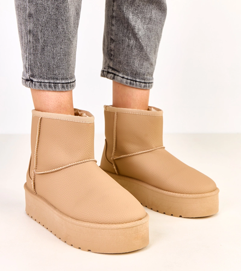 Hnedé nízke snehule na platforme z ekokože Reinol