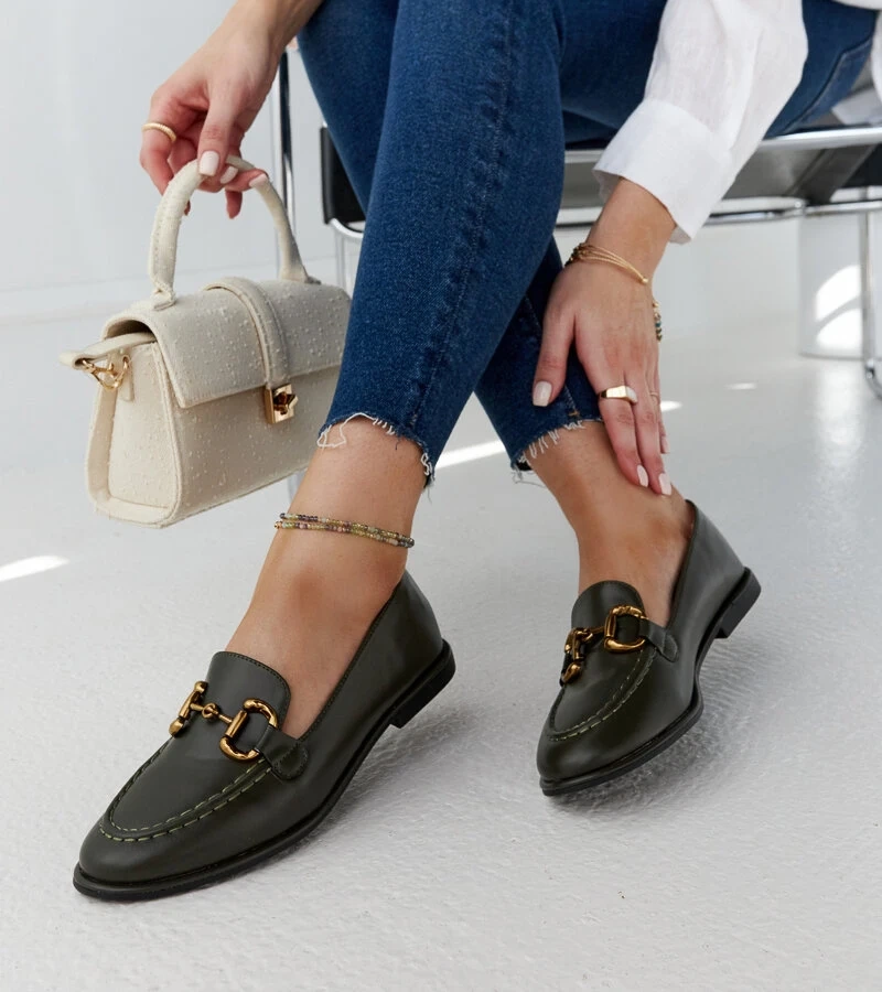 Tmavozelené mokasíny s prackou Lemlem