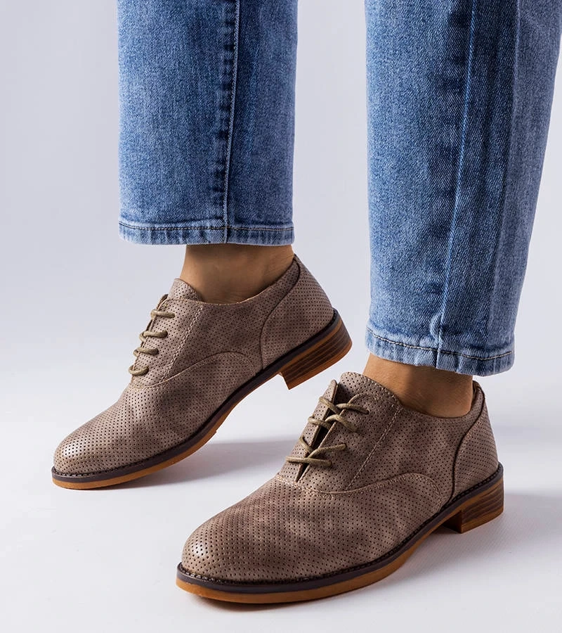 Kairaouani sivé perforované poltopánky