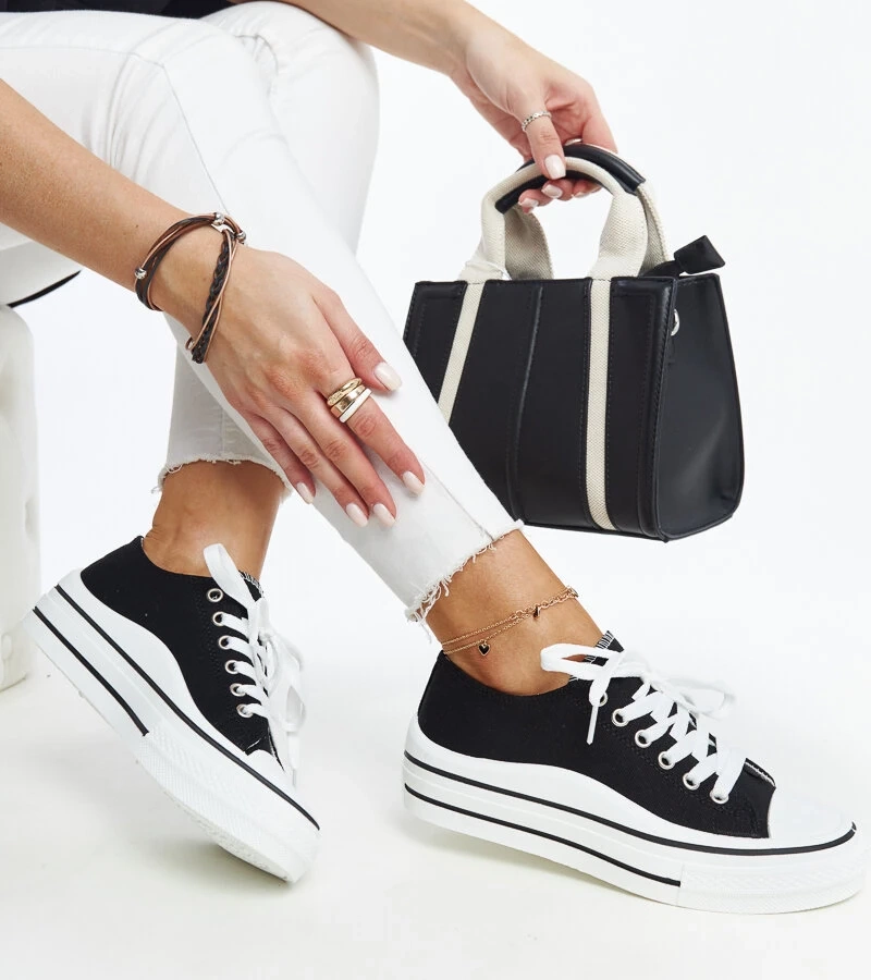 Čierne tenisky na hrubej podrážke značky Dima