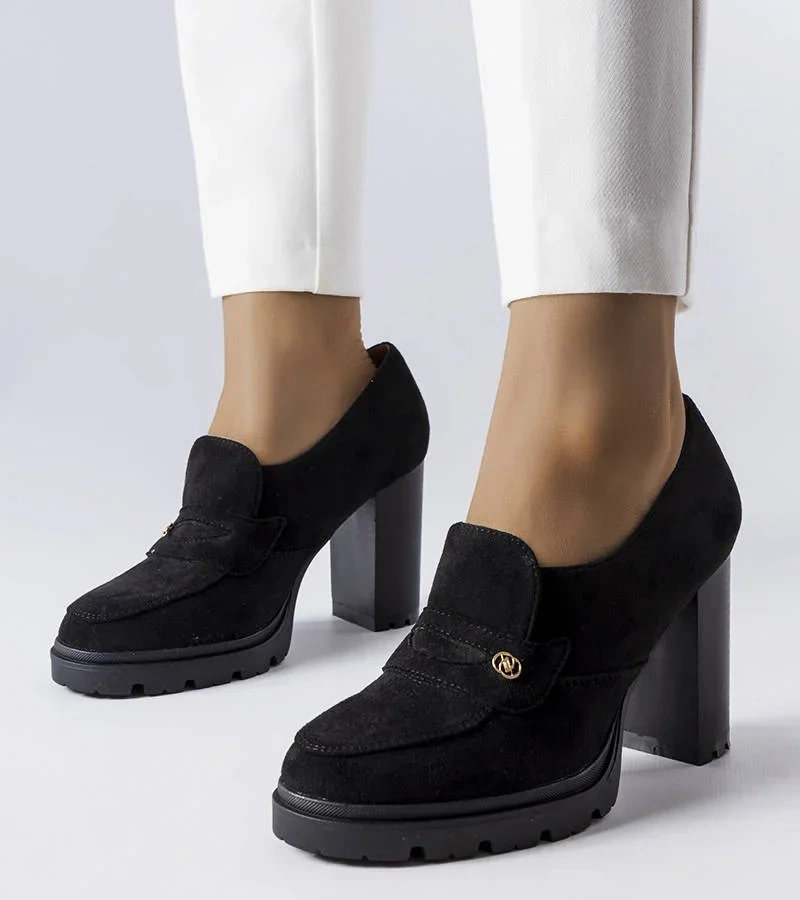 Čierne lodičky s príspevkom Ancelina